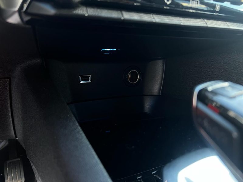 PEUGEOT 3008 II 2017