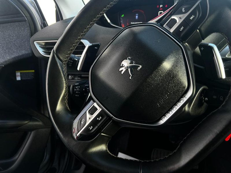 PEUGEOT 3008 II 2017