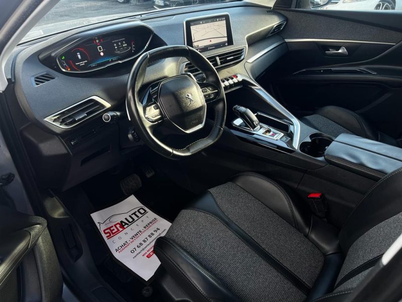 PEUGEOT 3008 II 2017