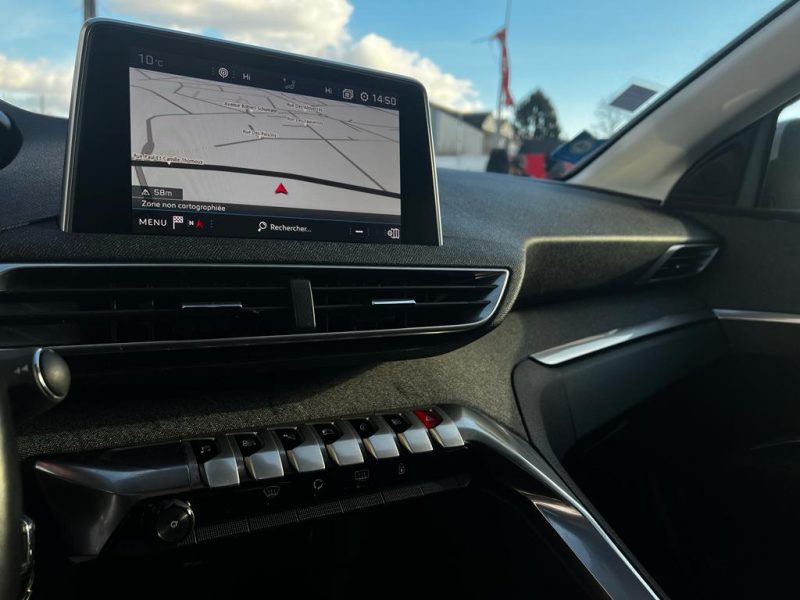 PEUGEOT 3008 II 2017