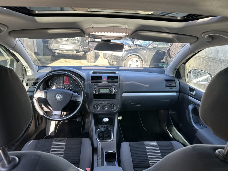 VOLKSWAGEN GOLF V 1.4 ESS UNITED PAYEZ EN 4X !