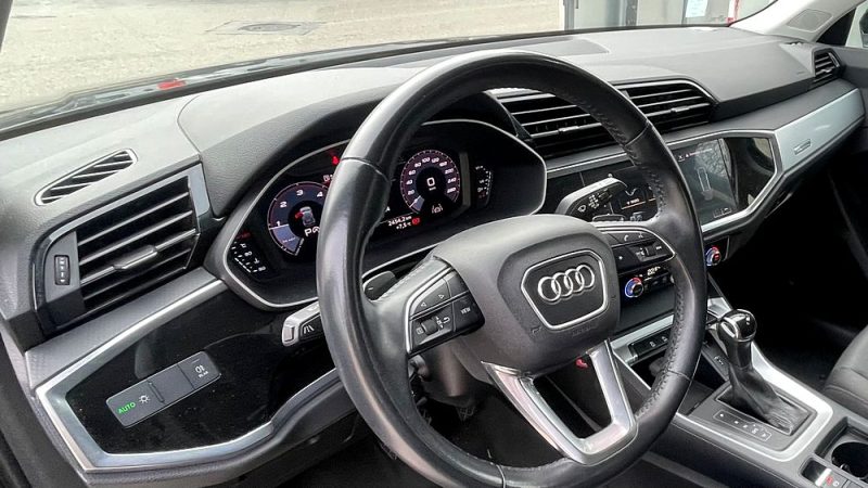 Audi Q3 35 TDI 150 ch S tronic 7 Business line