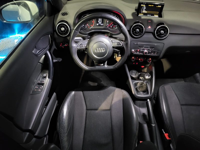 AUDI A1 SPORTBACK 1.4 TDI 90cv S-Line BVM5 / GPS/BLUETOOTH/REGULATEUR DE VITESSE