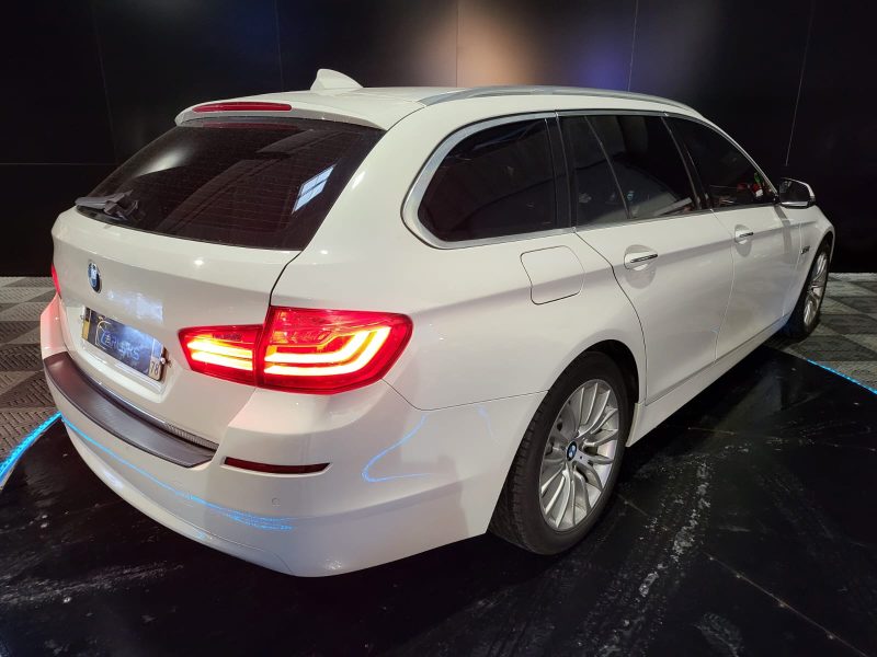 BMW SERIE 5 TOURING 520d 184cv Luxury BVA / SIEGES CHAUFFANT/AFFICHAGE TETE HAUTE/RADAR-AV-AR