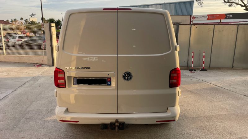 VOLKSWAGEN TRANSPORTER T6 Camionnette 2017