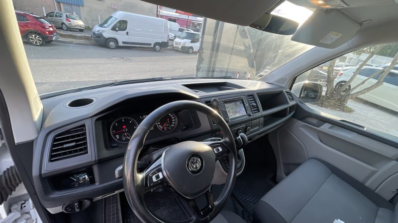 VOLKSWAGEN TRANSPORTER T6 Camionnette 2017