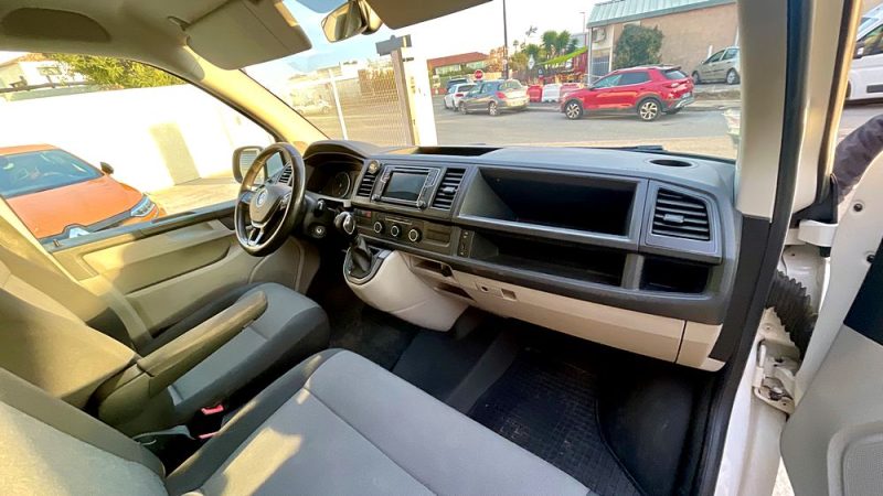 VOLKSWAGEN TRANSPORTER T6 Camionnette 2017