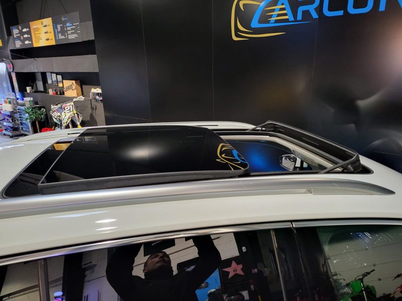 VOLKSWAGEN TIGUAN II 2.0 TDI 150cv Carat DSG7 // APPLE CARPLAY/TOIT OUVRANT/CAMERA DE RECUL