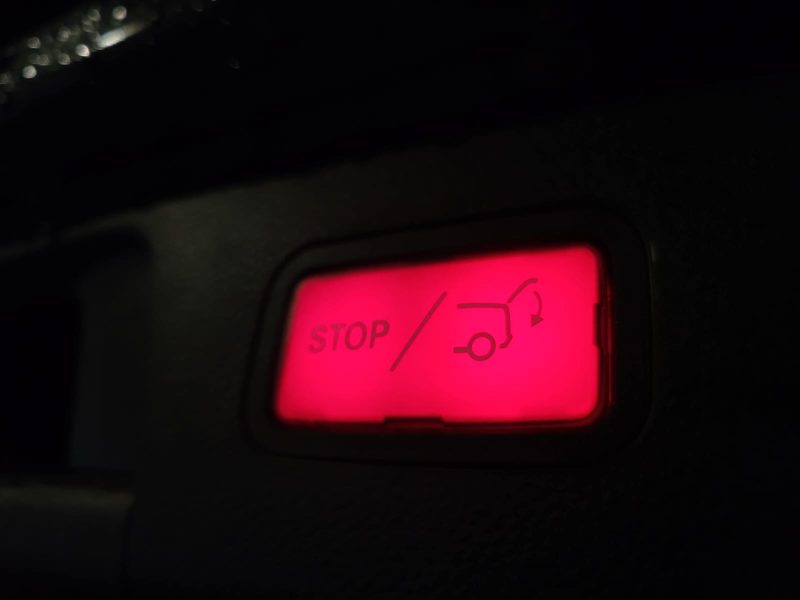 MERCEDES-BENZ GLA 200d 136cv Fascination 7G-DCT // SIEGES CHAUFFANT/CAMERA DE RECUL/RADAR-AV-AR