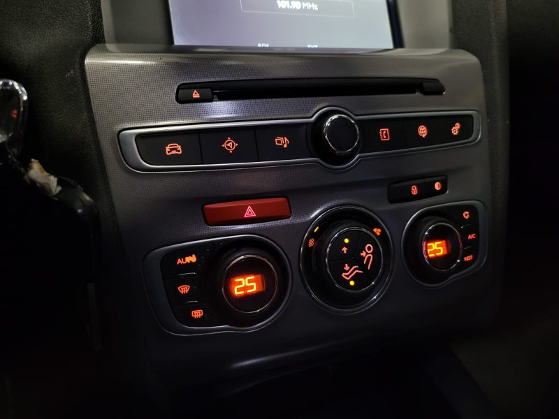 CITROEN C4 1.2 THP 110cv SHINE CG ETHANOL / GPS / CLIM BIZONE / RETRO RABATABLE