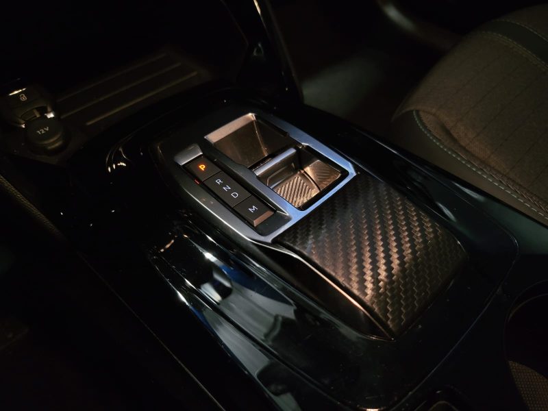 PEUGEOT 208 1.2 PURETECH 130 CV EAT8 ALLURE PACK / CAMERA DE RECUL / APPLE CAPLAY / FULL LED