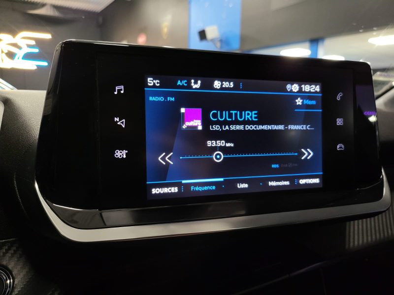 PEUGEOT 208 1.2 PURETECH 130 CV EAT8 ALLURE PACK / CAMERA DE RECUL / APPLE CAPLAY / FULL LED