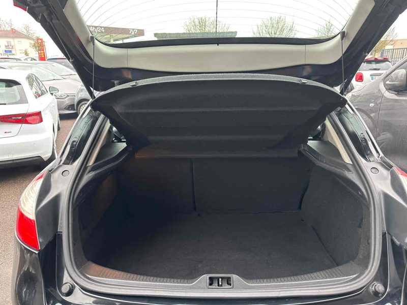 RENAULT MEGANE III  2012