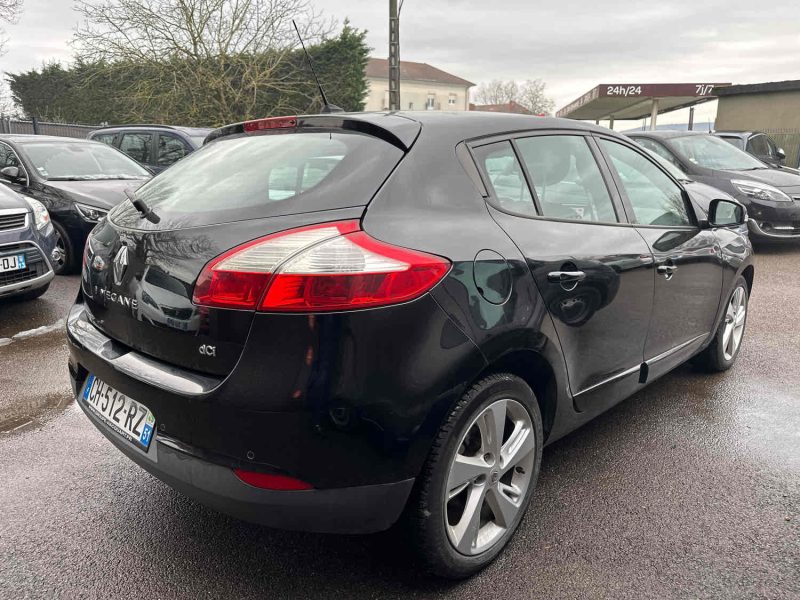RENAULT MEGANE III  2012
