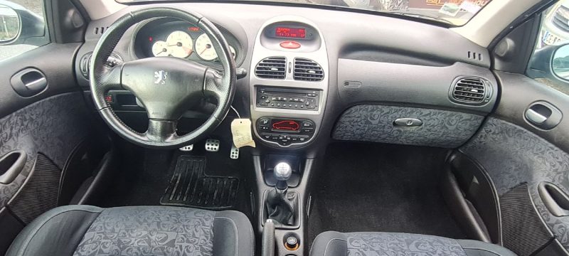 PEUGEOT 206 SW 2004
