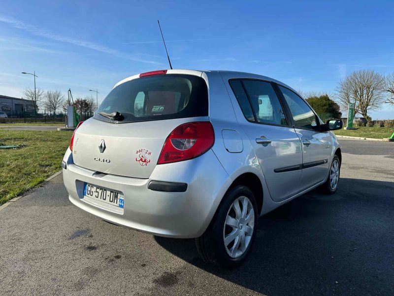 RENAULT CLIO III 2008