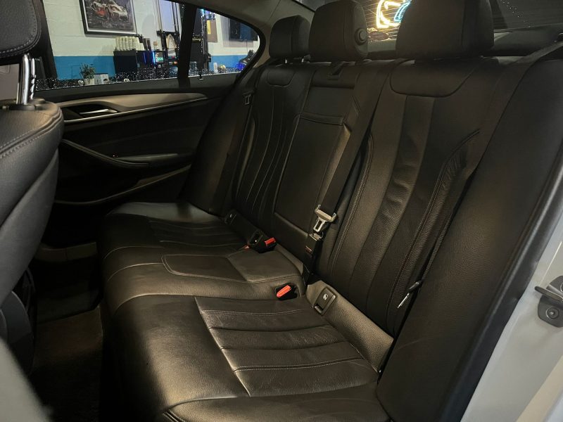 530e Hybrid 252 cv LOUNGE / CAMERA AR / REGULATEUR 