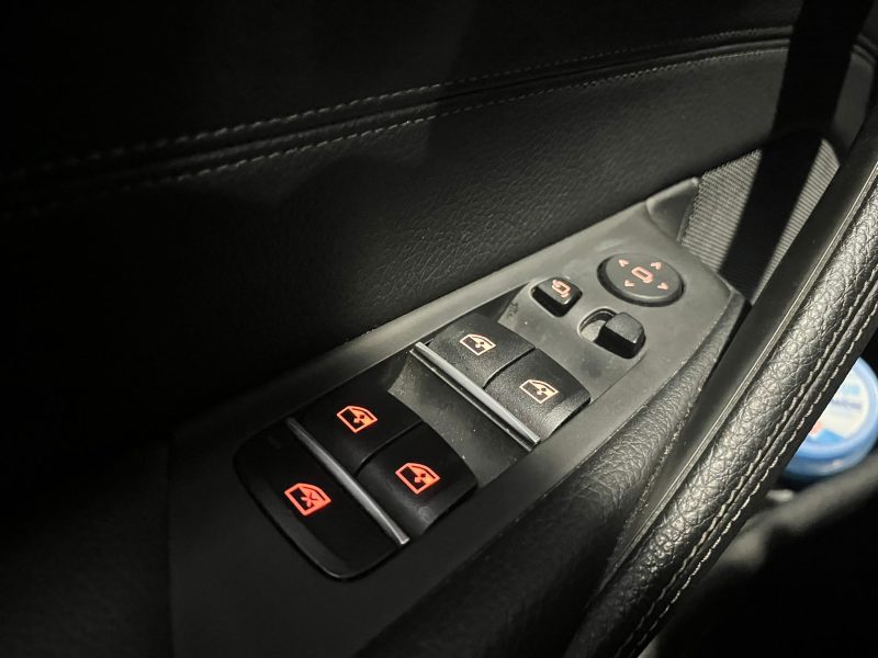 530e Hybrid 252 cv LOUNGE / CAMERA AR / REGULATEUR 