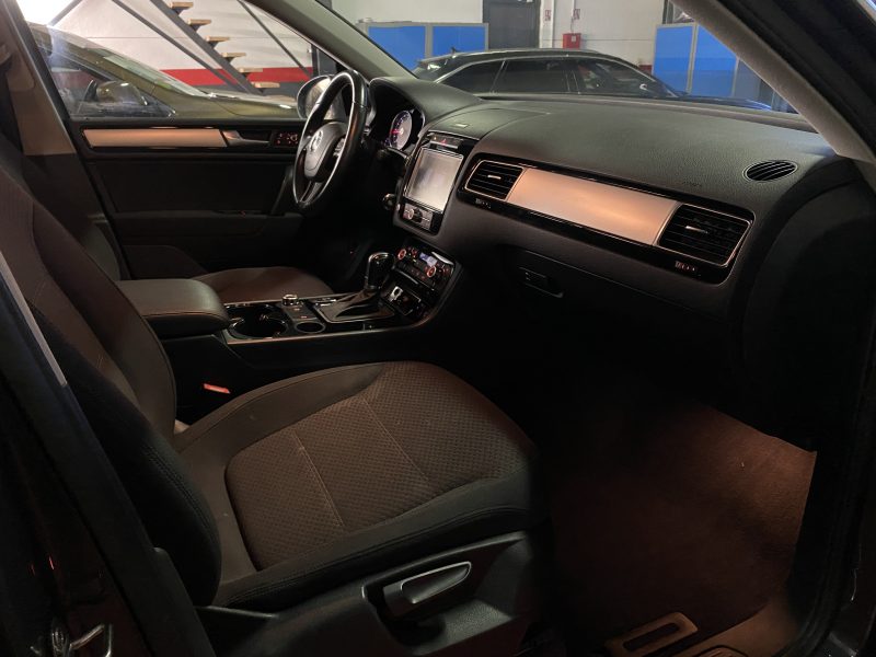 VOLKSWAGEN TOUAREG 2010