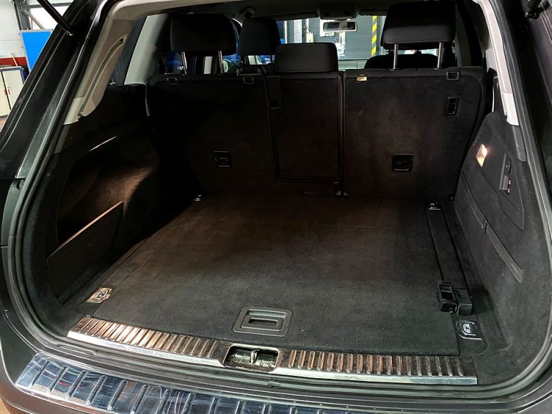 VOLKSWAGEN TOUAREG 2010