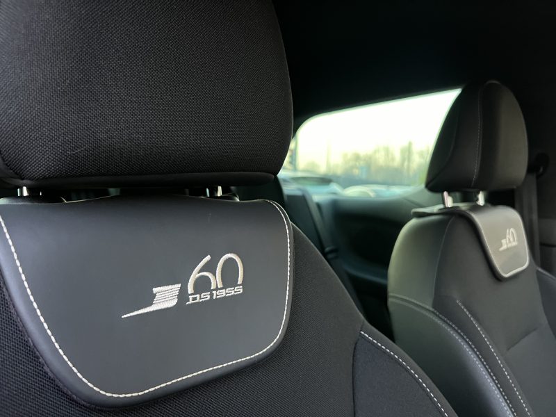 DS DS3 1955 60 EME ANNIVERSAIRE 1.2 110 Cv 1ERE MAIN BOITE AUTO GPS CAMERA RECUL - GARANTIE 1 AN