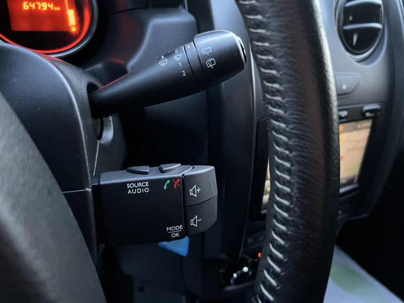 DACIA DUSTER 4x2 1.5 DCI 110 Cv 1ERE MAIN / GPS BLUETOOTH REGULATEUR / 64 700 KMS - GARANTIE 1 AN