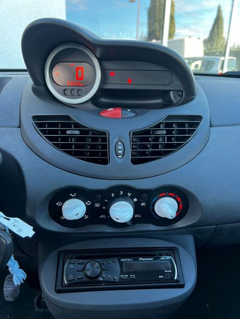 RENAULT TWINGO 2011