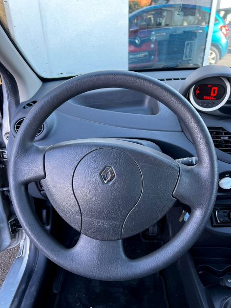 RENAULT TWINGO 2011