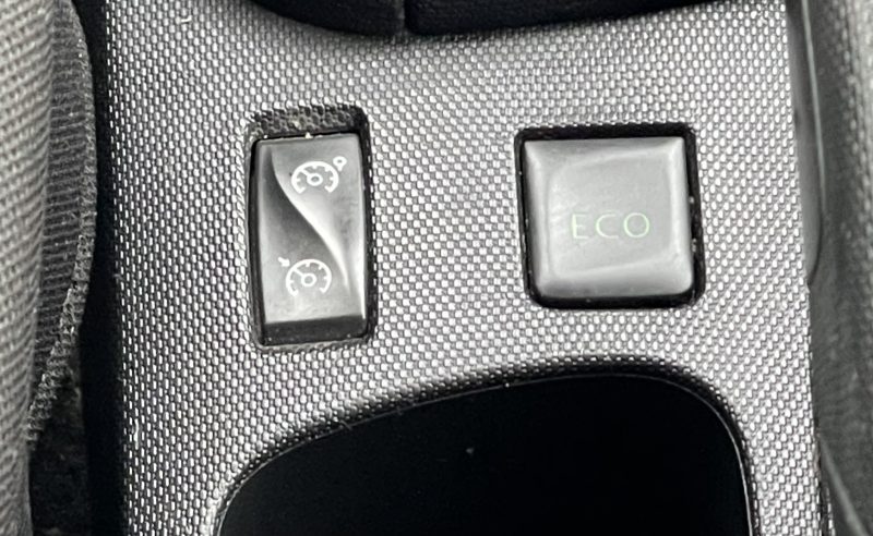 RENAULT CLIO IV 2014