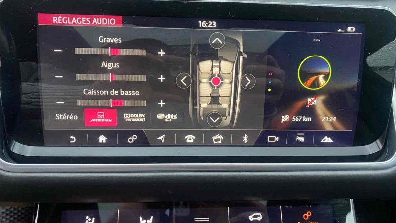 LAND ROVER RANGE ROVER VELAR 2.0 D240 SE R DYNAMIQUE 4x4 TOIT PANO SIEGE MASSANT HIFI MERIDIAN