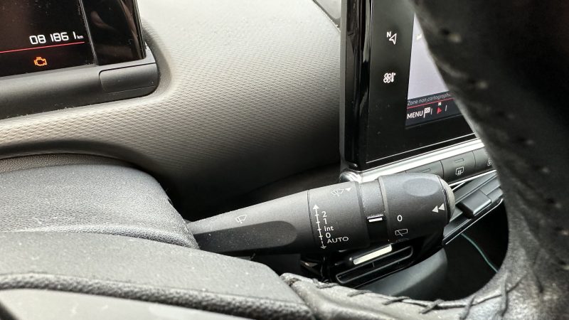 CITROEN C4 CACTUS 130 SHINE