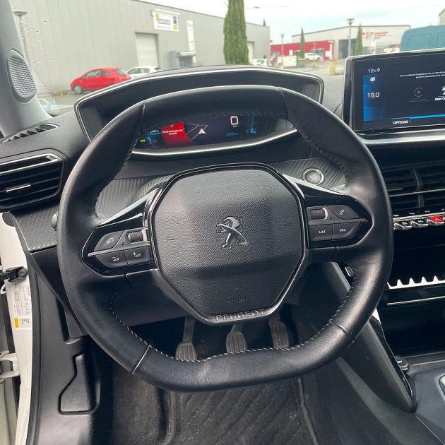 PEUGEOT 2008 II 2020