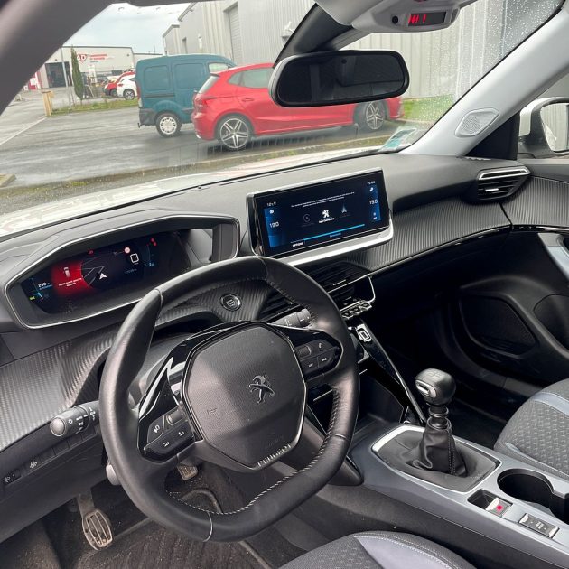 PEUGEOT 2008 II 2020