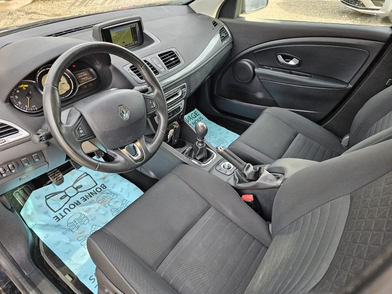 RENAULT MEGANE  ESTATE 1.5 DCI 110 CH FULL OPTION GPS TOIT OUVRANT 