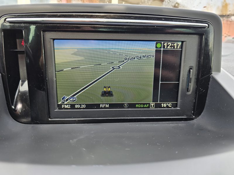 RENAULT MEGANE  ESTATE 1.5 DCI 110 CH FULL OPTION GPS TOIT OUVRANT 