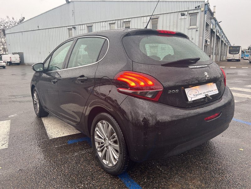 PEUGEOT 208 ALLURE 1.2 L PURE TECH 110 ch