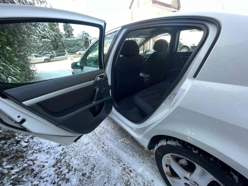 PEUGEOT 407 2009 1.6 HDi 110 cv 