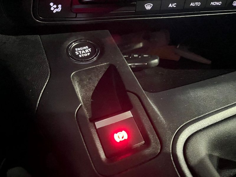 .5 BlueHDi 130 cv LONG / GT LINE / CAMERA AR / CARPLAY / REGULATEUR