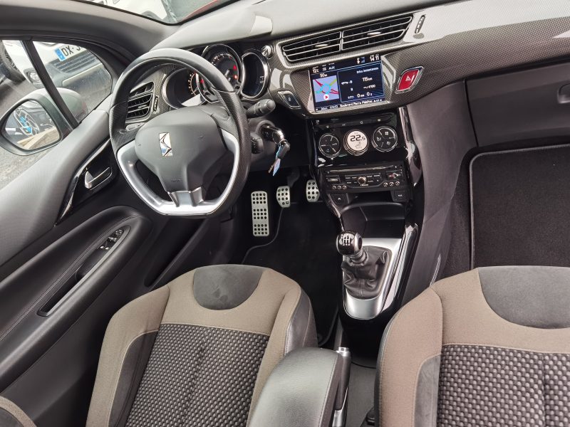 CITROEN DS3 1.6 BlueHDi 120ch SPORT CHIC 2013
