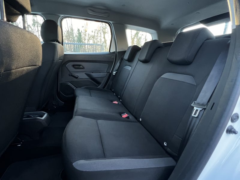 DACIA DUSTER II 1.5 BLUE DCI 115 Cv 4x2 ATTELAGE BLUETOOTH CLIMATISATION REGULATEUR - GARANTIE 1 AN