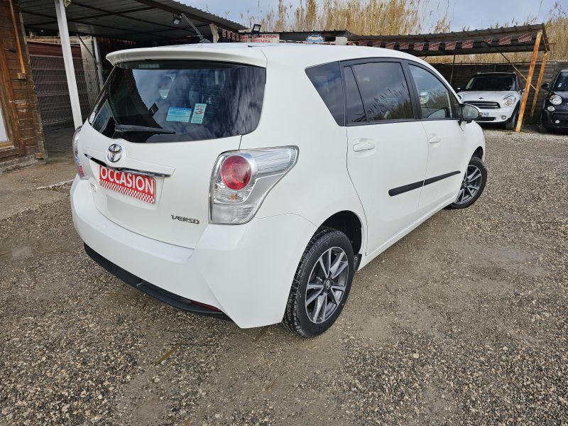 TOYOTA VERSO PHASE 2 1,6 D4-D 112 CH SKYVIEW 