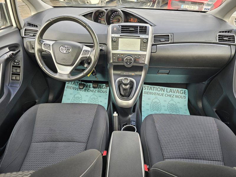 TOYOTA VERSO PHASE 2 1,6 D4-D 112 CH SKYVIEW 