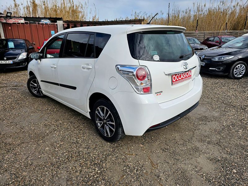 TOYOTA VERSO PHASE 2 1,6 D4-D 112 CH SKYVIEW 