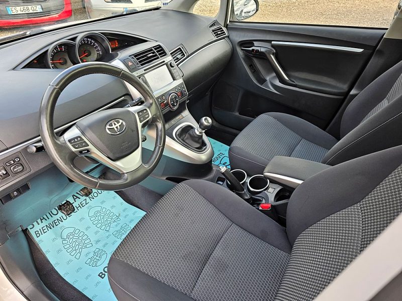TOYOTA VERSO PHASE 2 1,6 D4-D 112 CH SKYVIEW 