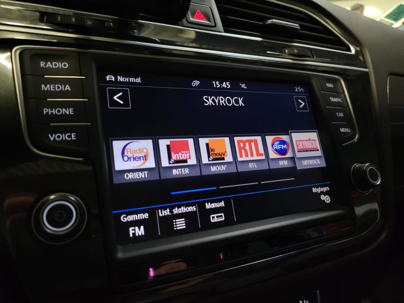 VOLKSWAGEN TIGUAN 2.0 TDI 150 R-LINE 4MOTION DSG APPLE CARPLAY / TOIT OUVRANT / PACK ASSISTANCE