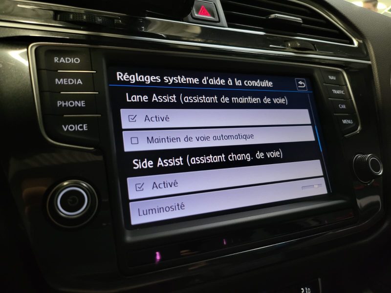VOLKSWAGEN TIGUAN 2.0 TDI 150 R-LINE 4MOTION DSG APPLE CARPLAY / TOIT OUVRANT / PACK ASSISTANCE