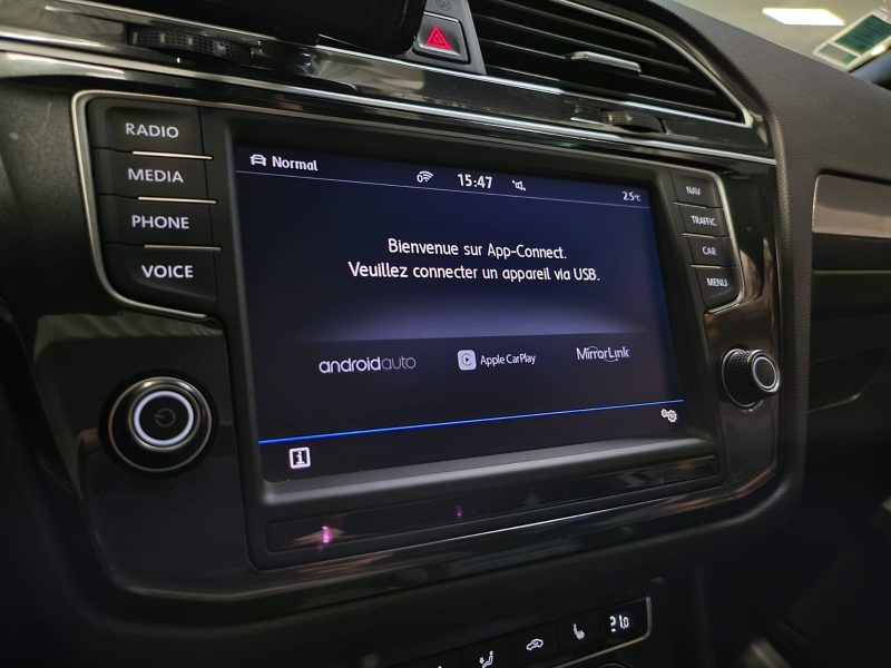 VOLKSWAGEN TIGUAN 2.0 TDI 150 R-LINE 4MOTION DSG APPLE CARPLAY / TOIT OUVRANT / PACK ASSISTANCE