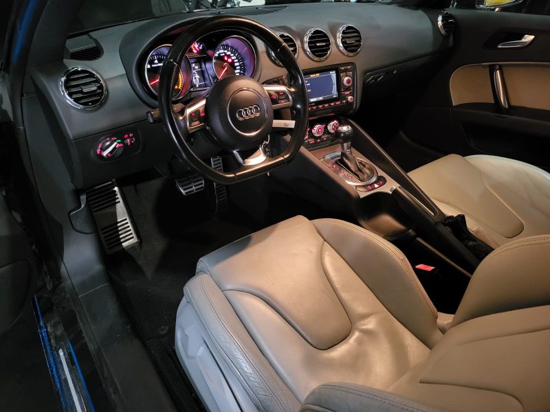 AUDI TT 2.0 TFSi 211cv Ambition Luxe S-Tronic / RADAR-AR/BLUETOOTH/SYSTEME AUDIO CARTE SD