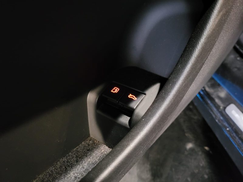 AUDI TT 2.0 TFSi 211cv Ambition Luxe S-Tronic / RADAR-AR/BLUETOOTH/SYSTEME AUDIO CARTE SD