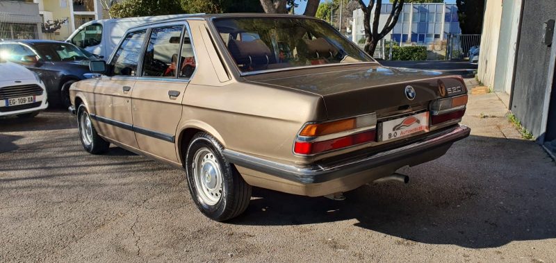 $BMW 520i E28 6 cylindres 126ch, *Collection*, *Restauré complètement*